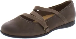 Trotters Women's Della Ballet Flat
